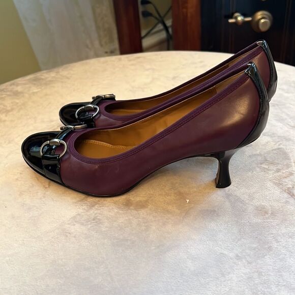 #OfficeSiren 💃 Classic Purple SOFT Leather Blk Patent Toe *Kitten Heel* Pump 8.5 - Picture 1 of 11